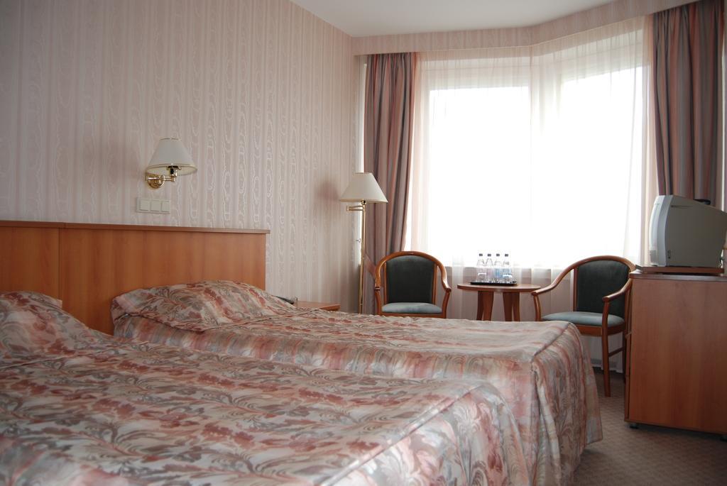 Azimut Hotel Smolenskaya Москва Номер фото